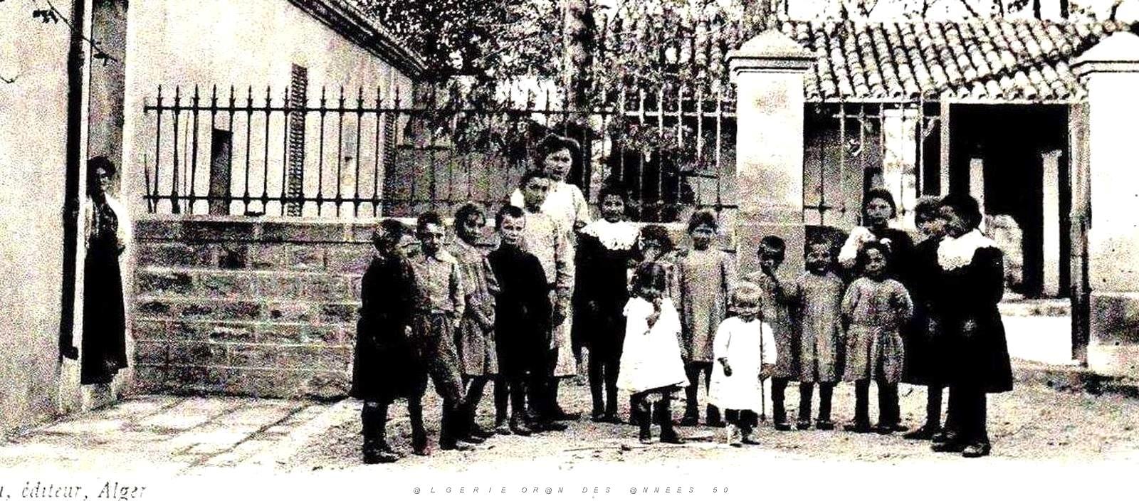 1091- Moudjeubeur-1918- L'Ecole2.jpg